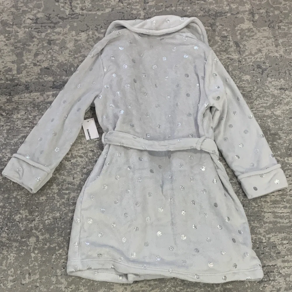 Gray Plush Robe - Picture 4 of 4